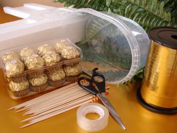 Инструменты и материалы для букета из конфет